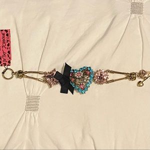 BETSEY JOHNSON - NWT 100% Authentic Hanging Hearts Blue Crystal Heart Bracelet
